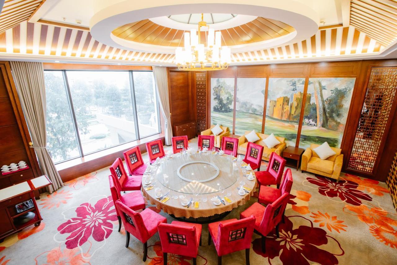 Grand Phoenix Hotel Bắc Ninh Екстериор снимка
